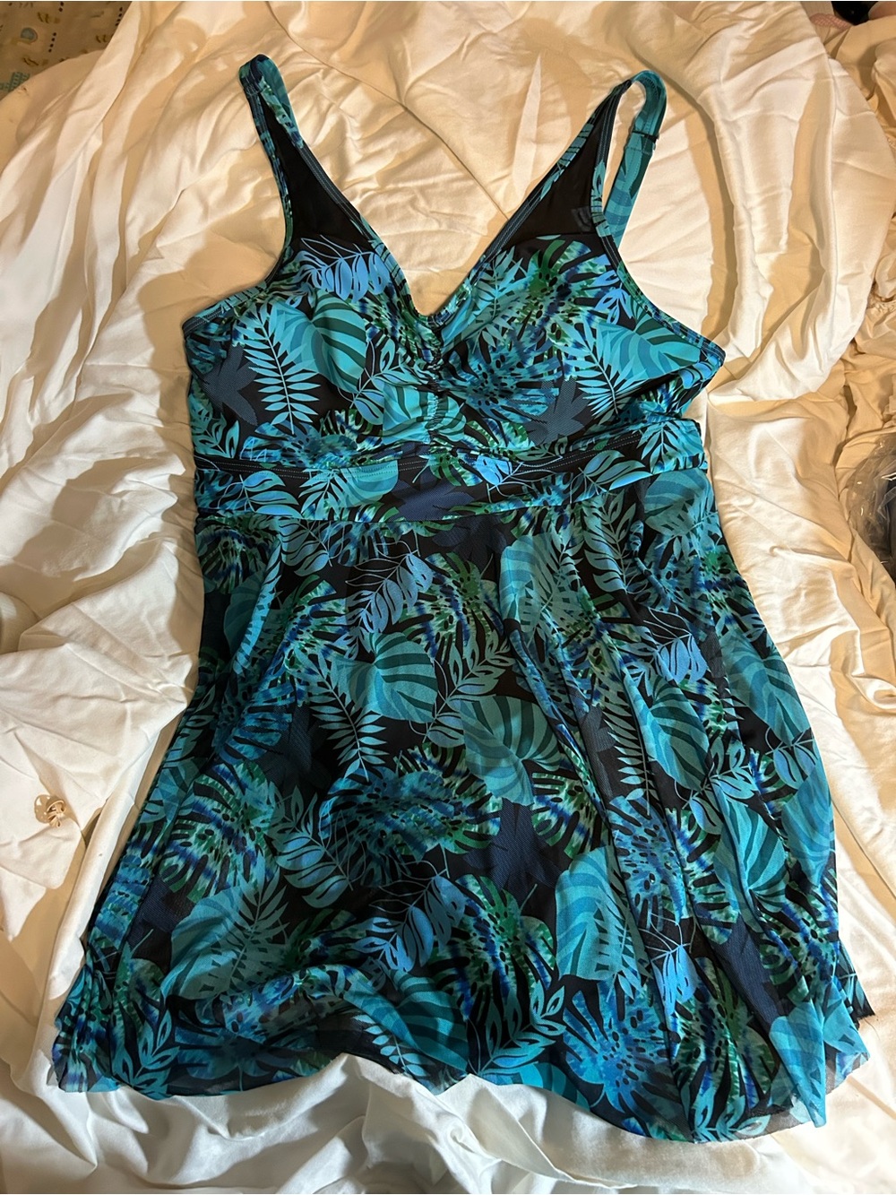 BloomChic NWOT Teal & Black Swimdress W/Long Slitted Skirt & Tummy Control, Sz ?